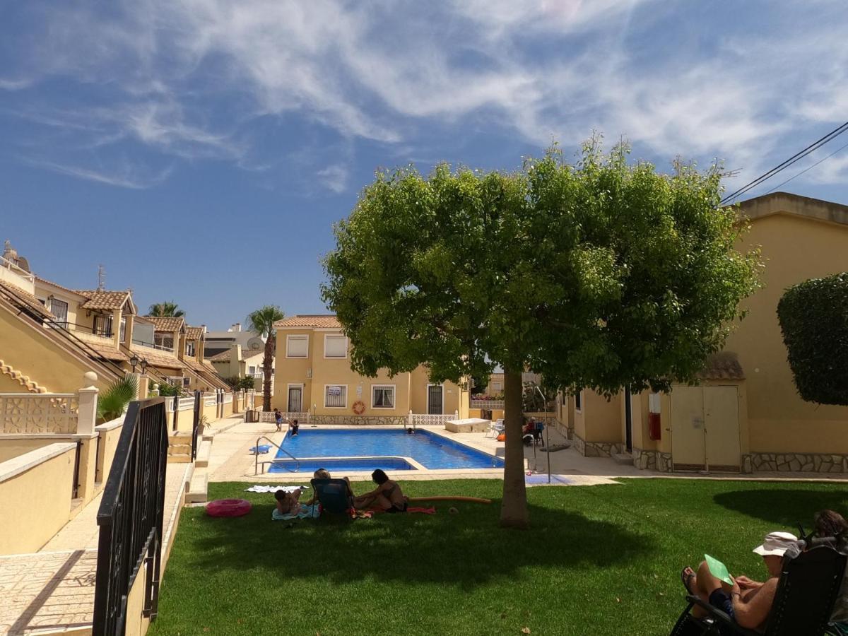 Close To Beaches & Golf Courses - With Pool & Bbq Alicante Exteriér fotografie
